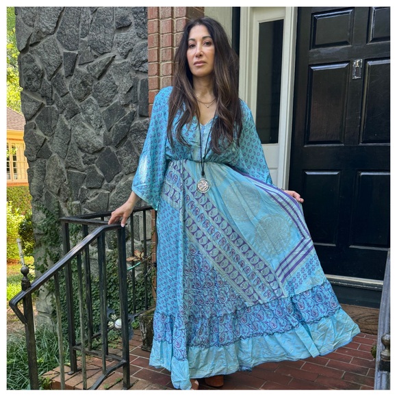 31 Beautiful Boho Silk Blend One of Kind Maxi Dress - Picture 6 of 6